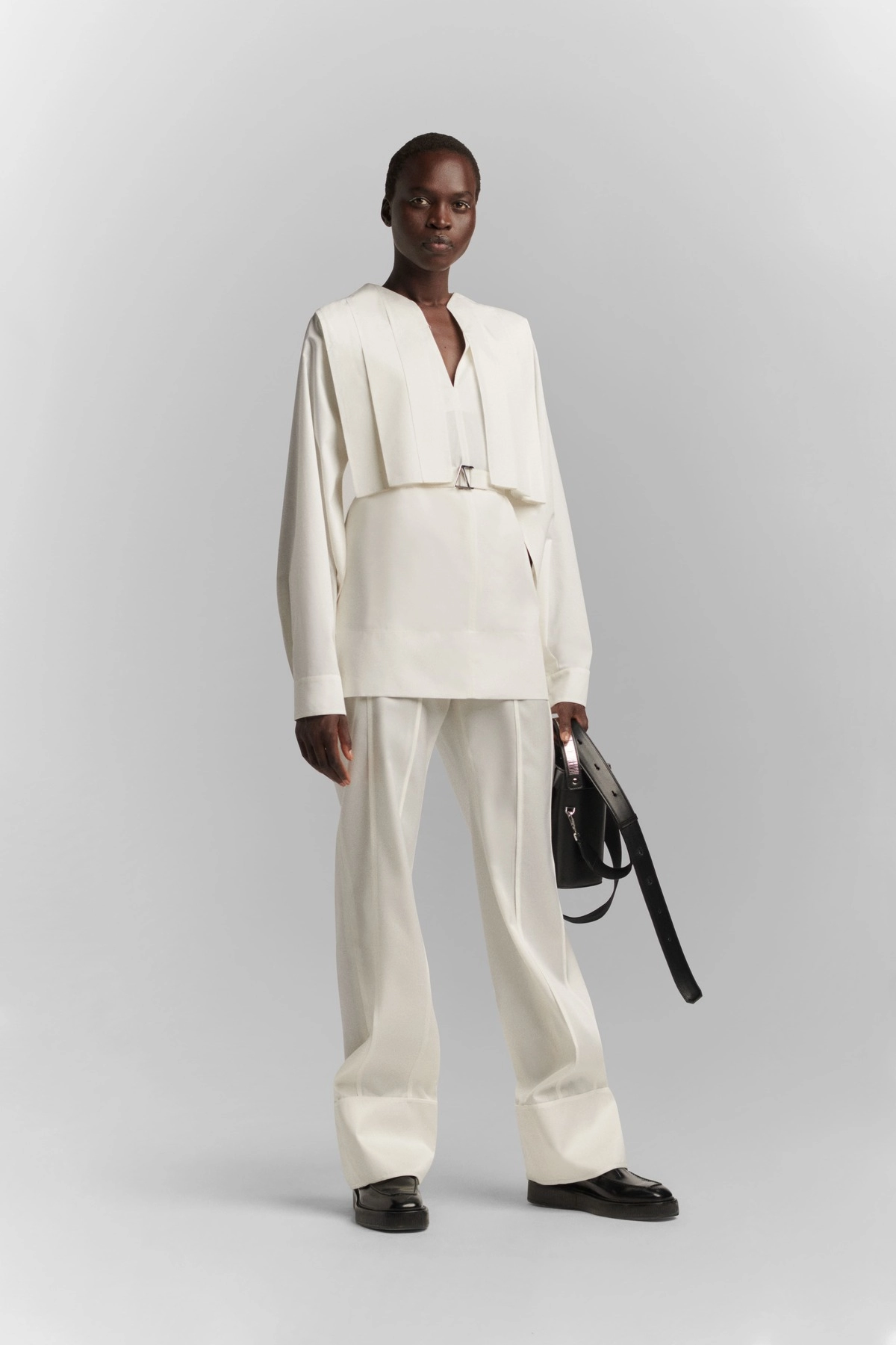 LOOK 38