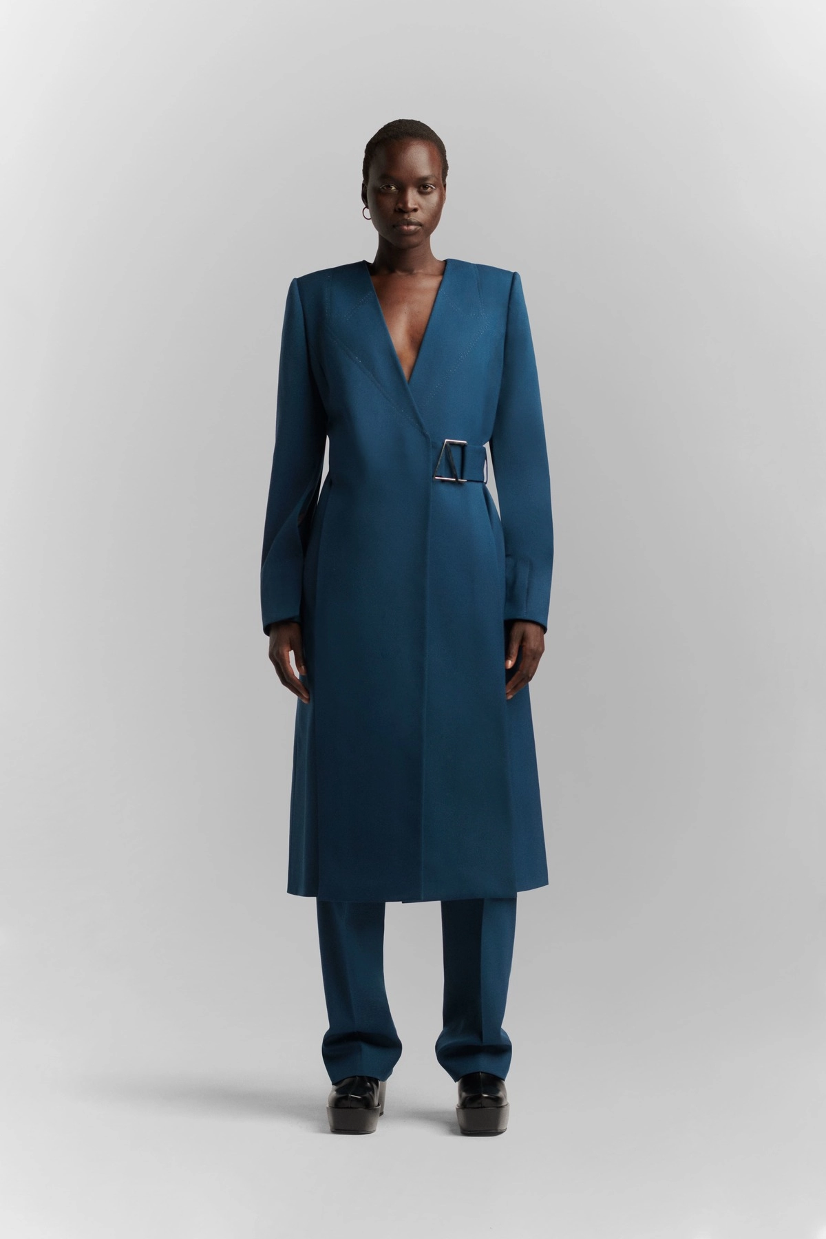 LOOK 33