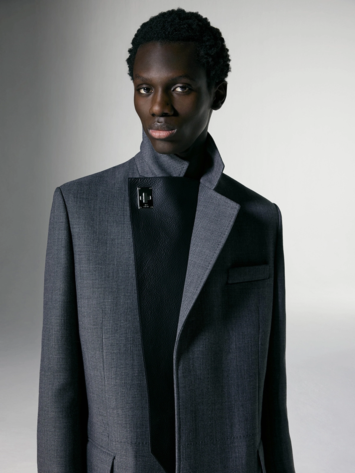 LOOK 17