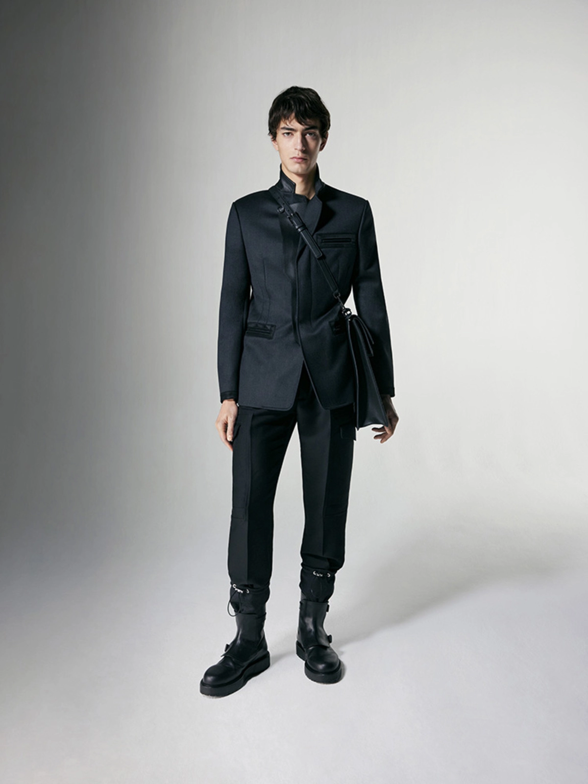 LOOK 18