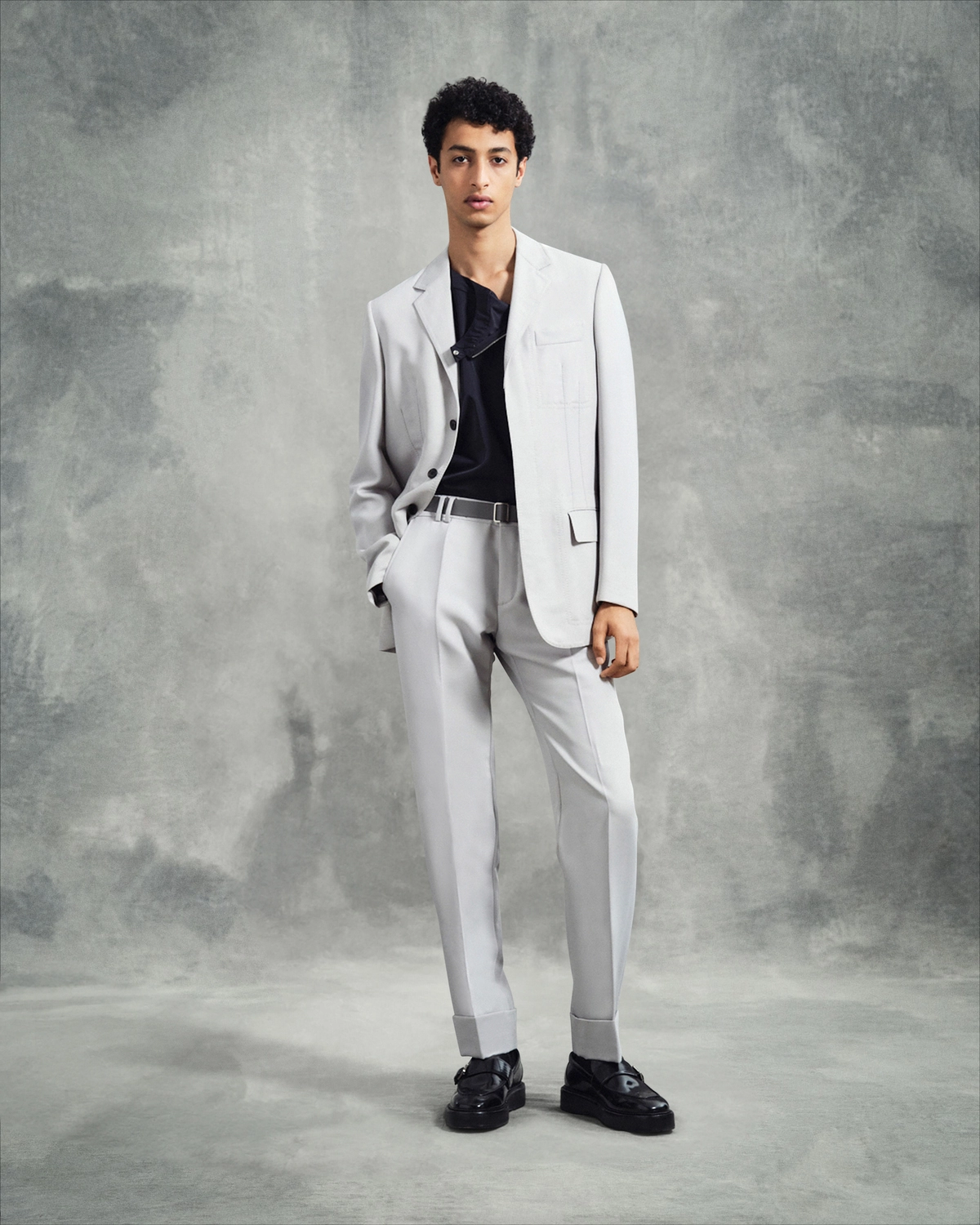 LOOK 5