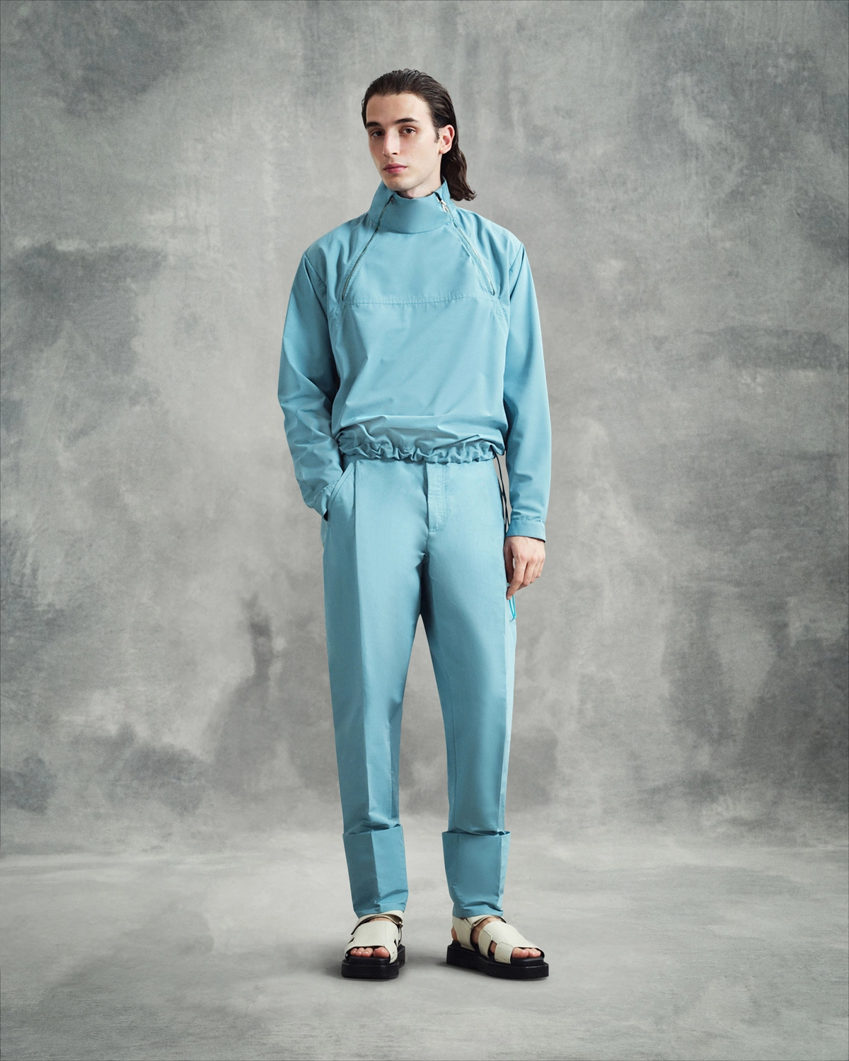 LOOK 23