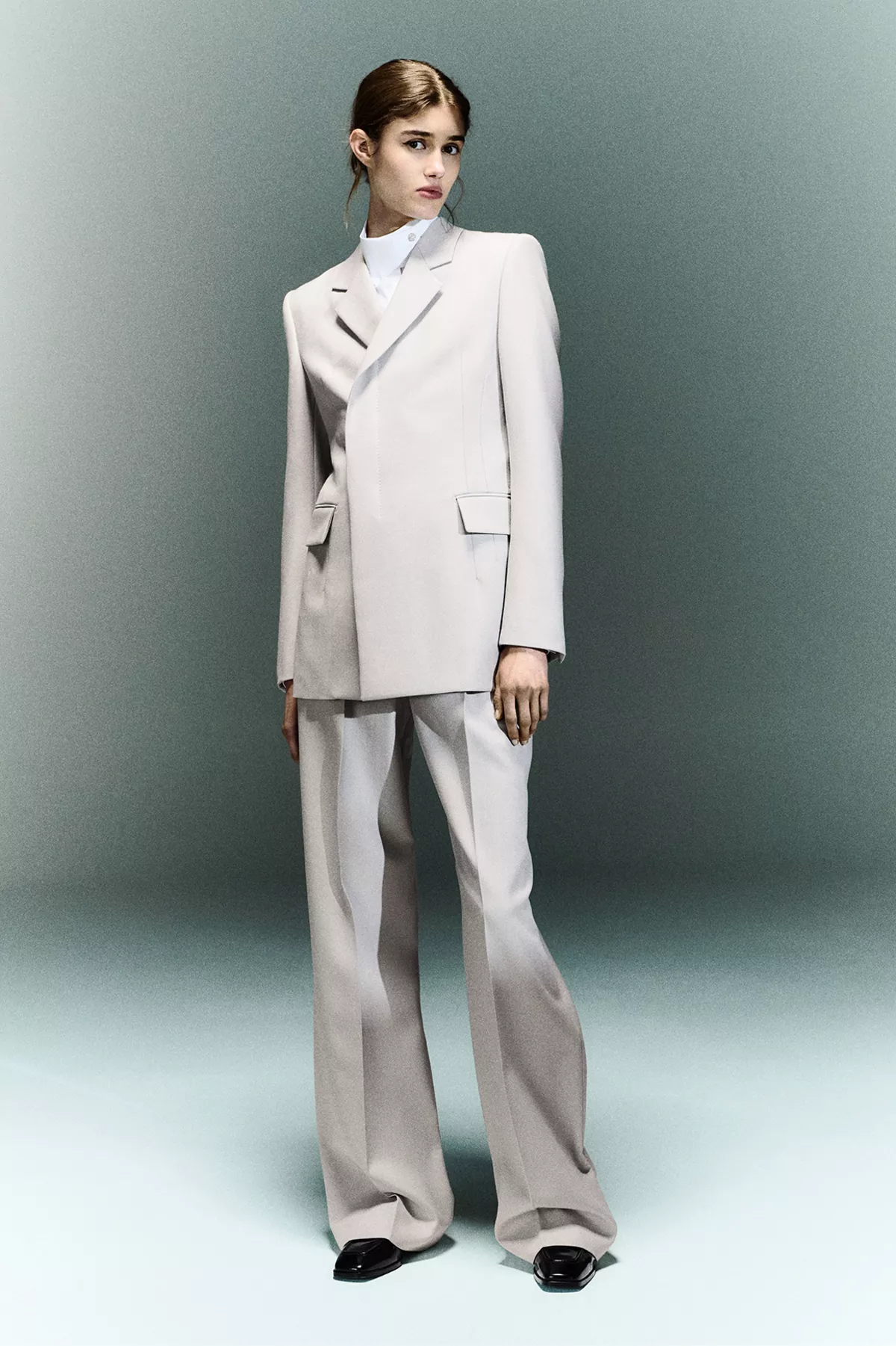 LOOK 3