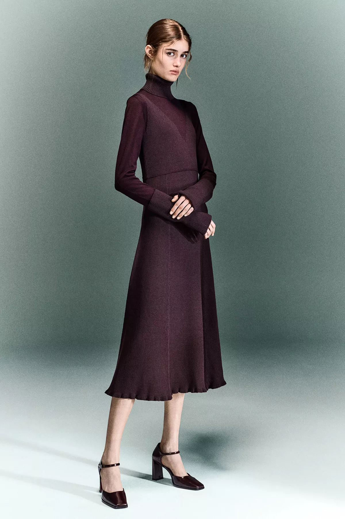 LOOK 27