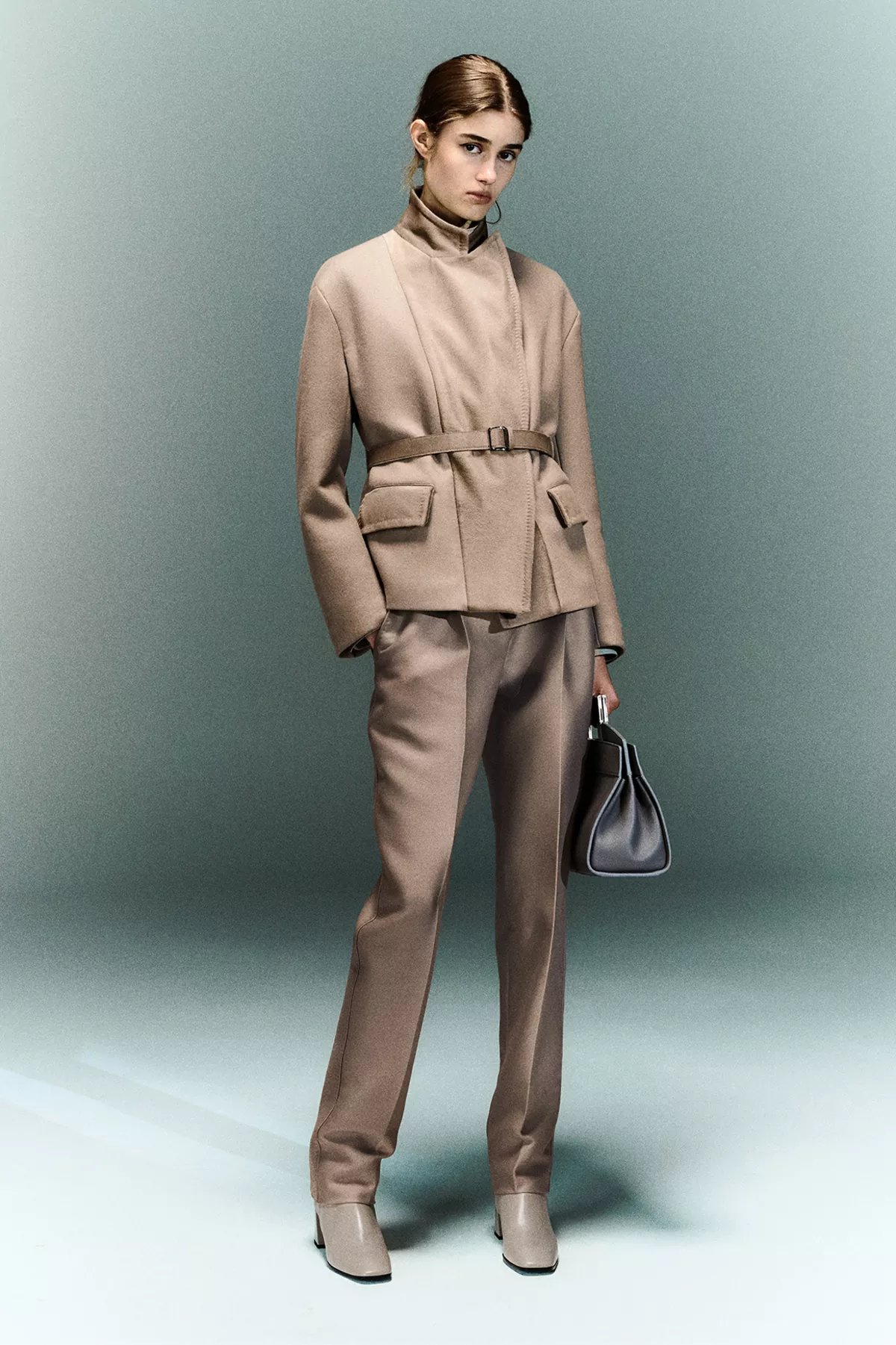 LOOK 11