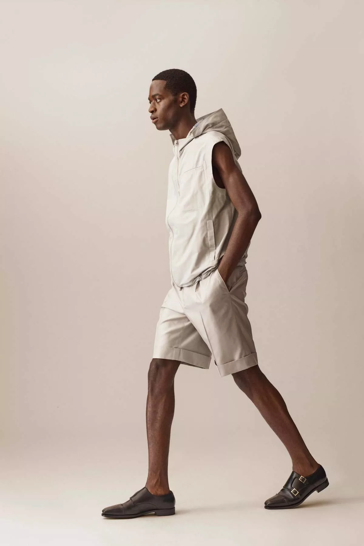 LOOK 22