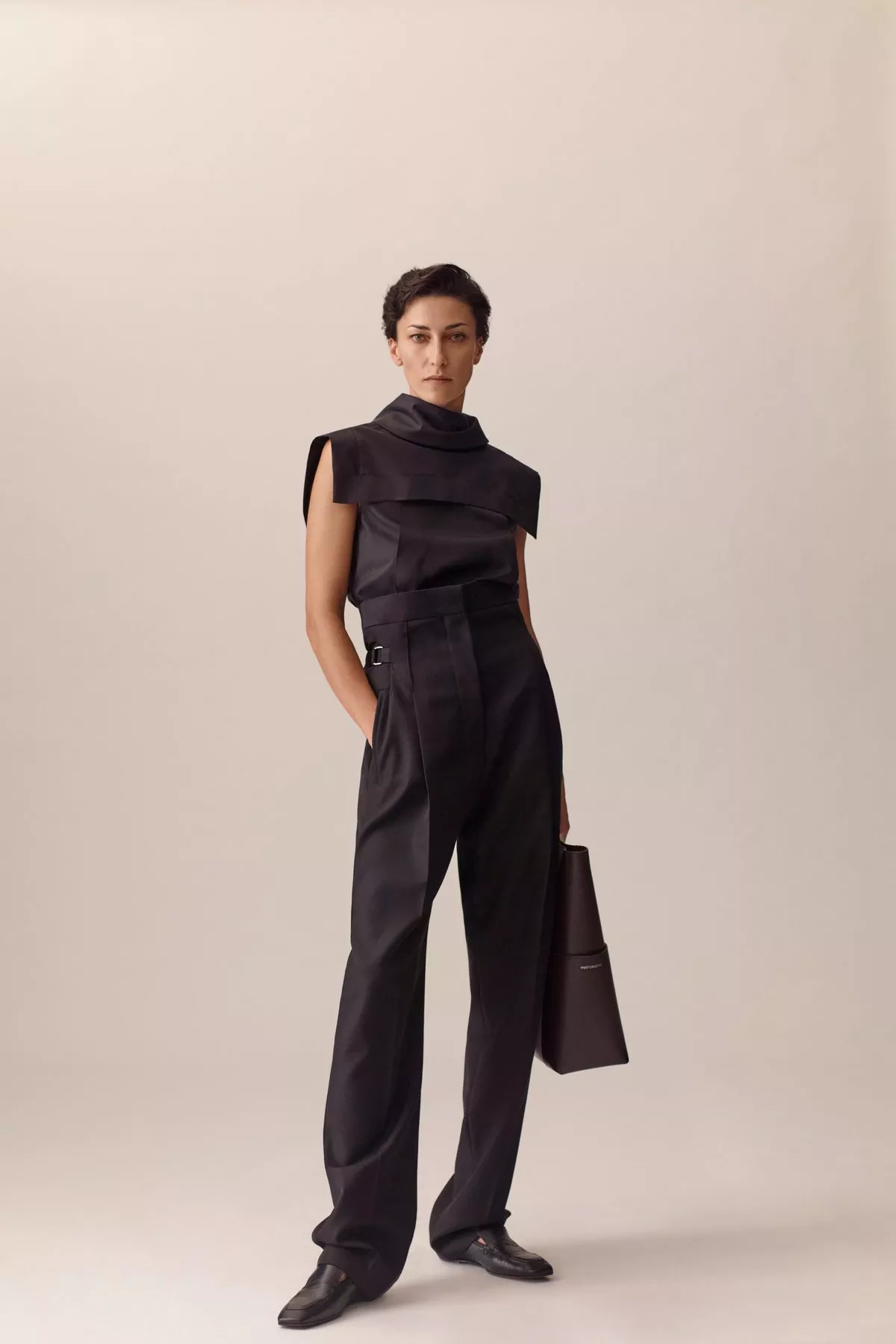LOOK 18