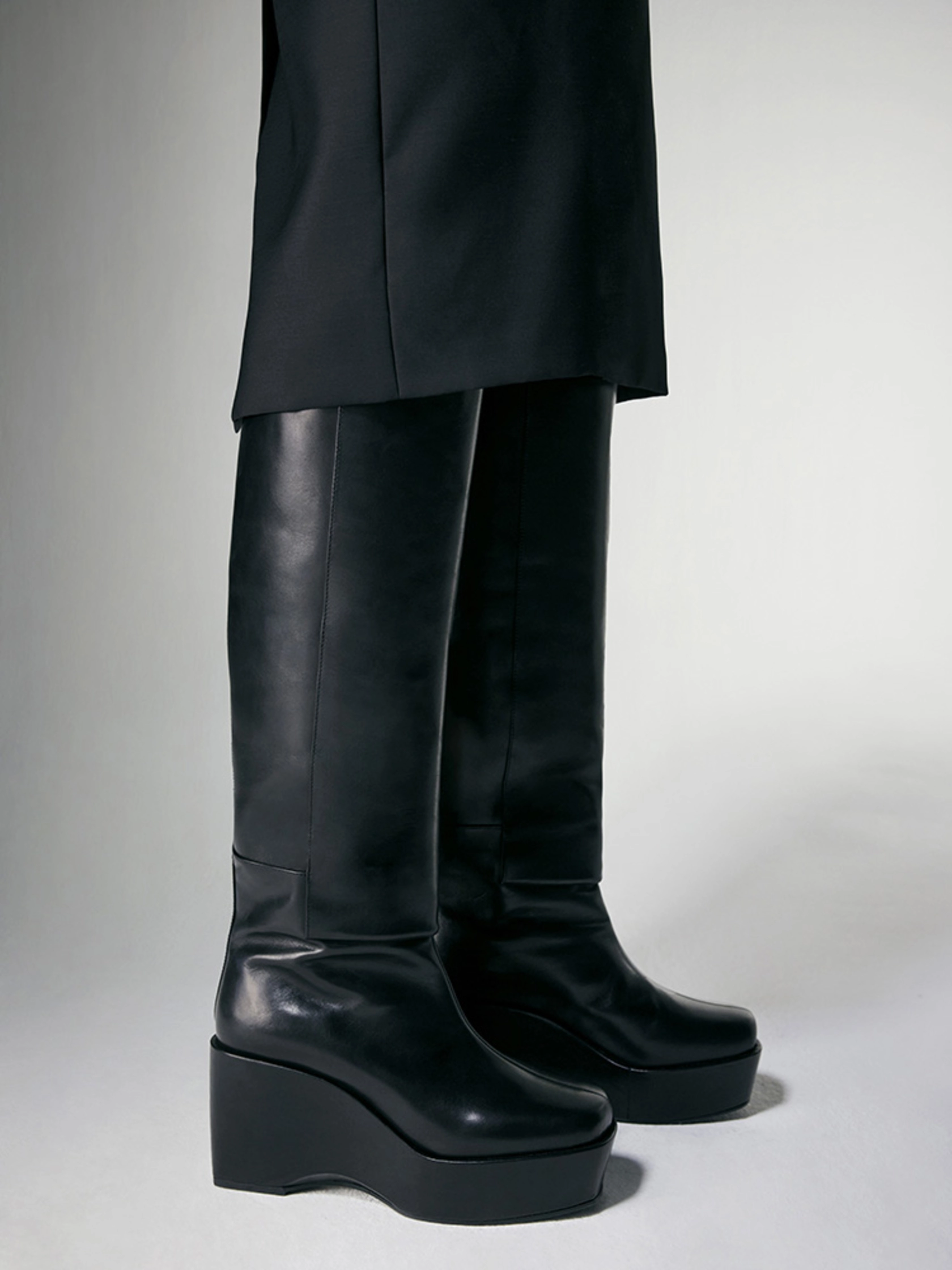 LOOK 6