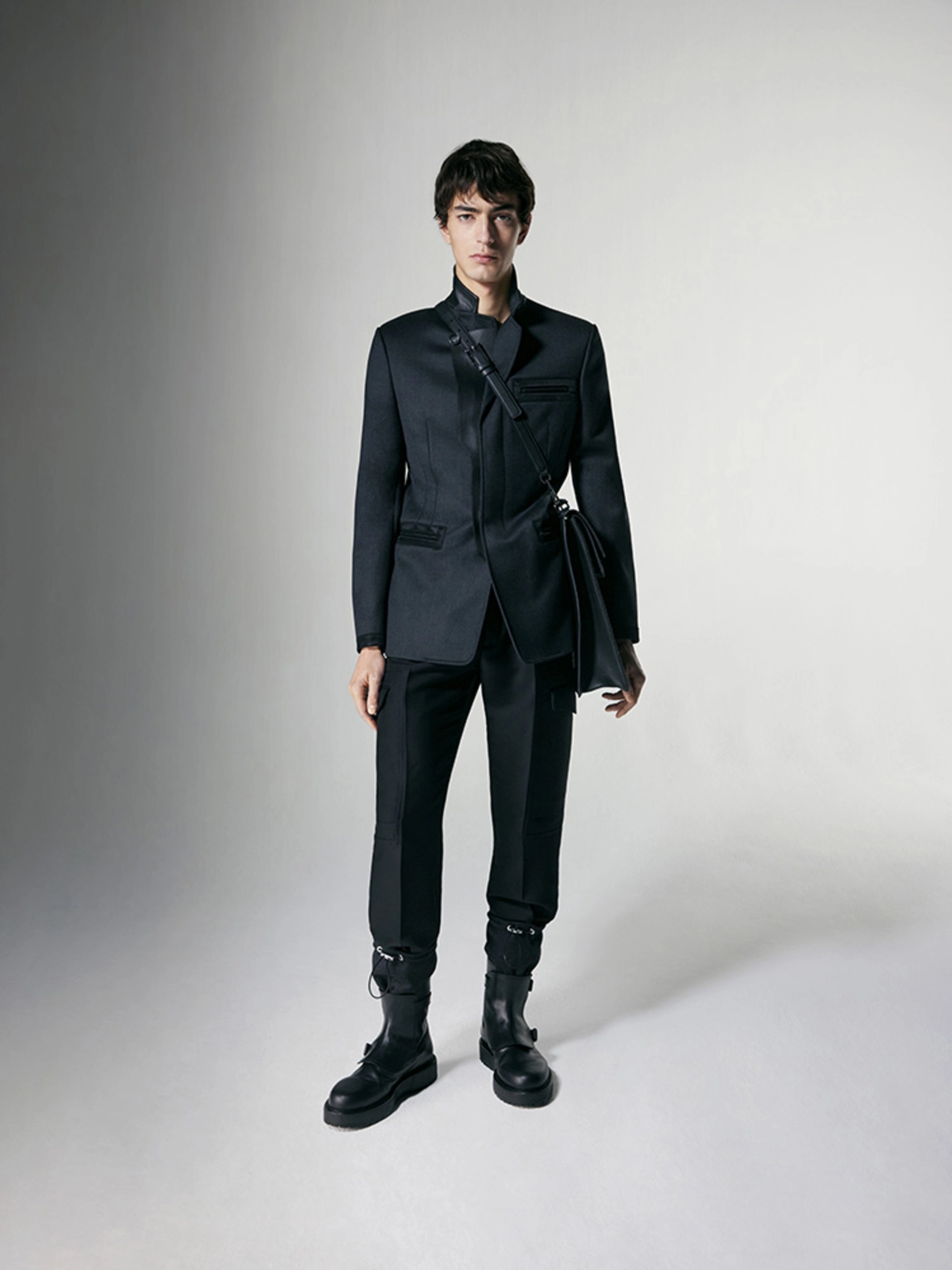 LOOK 18