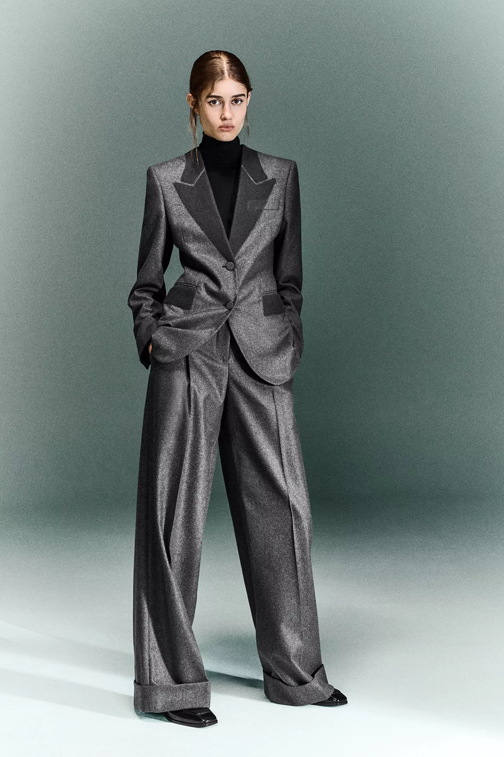 LOOK 18