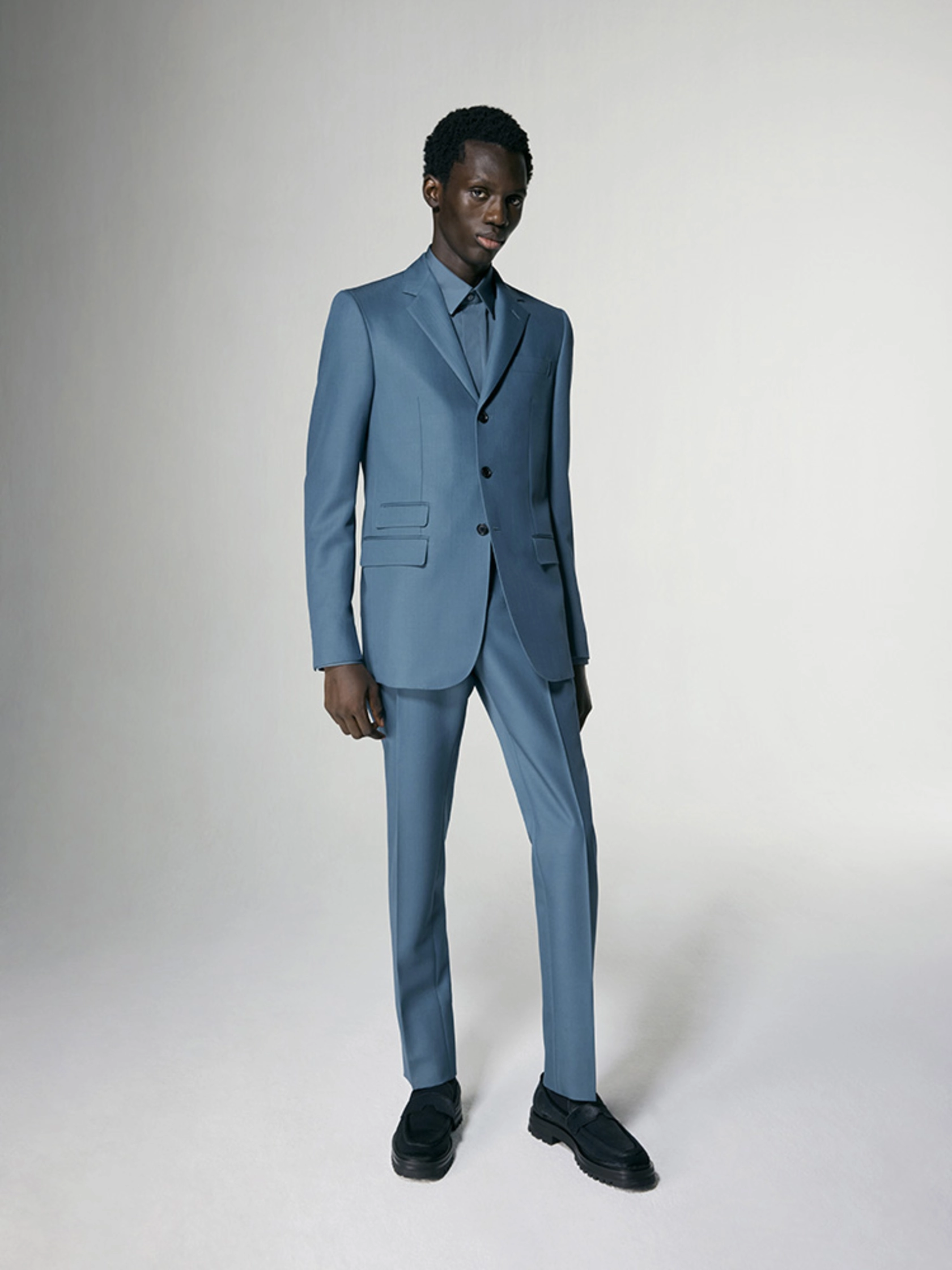 LOOK 32