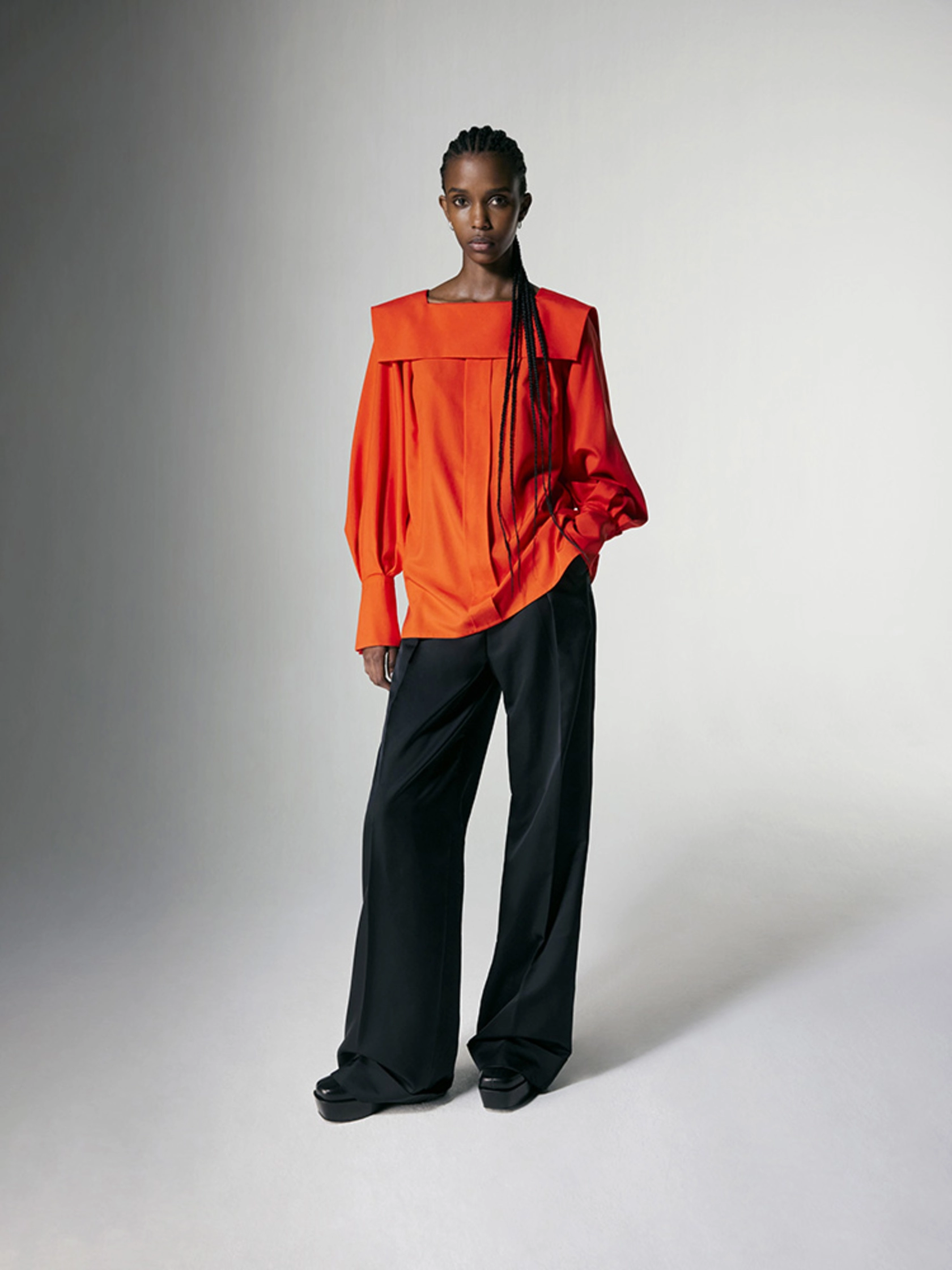 LOOK 35