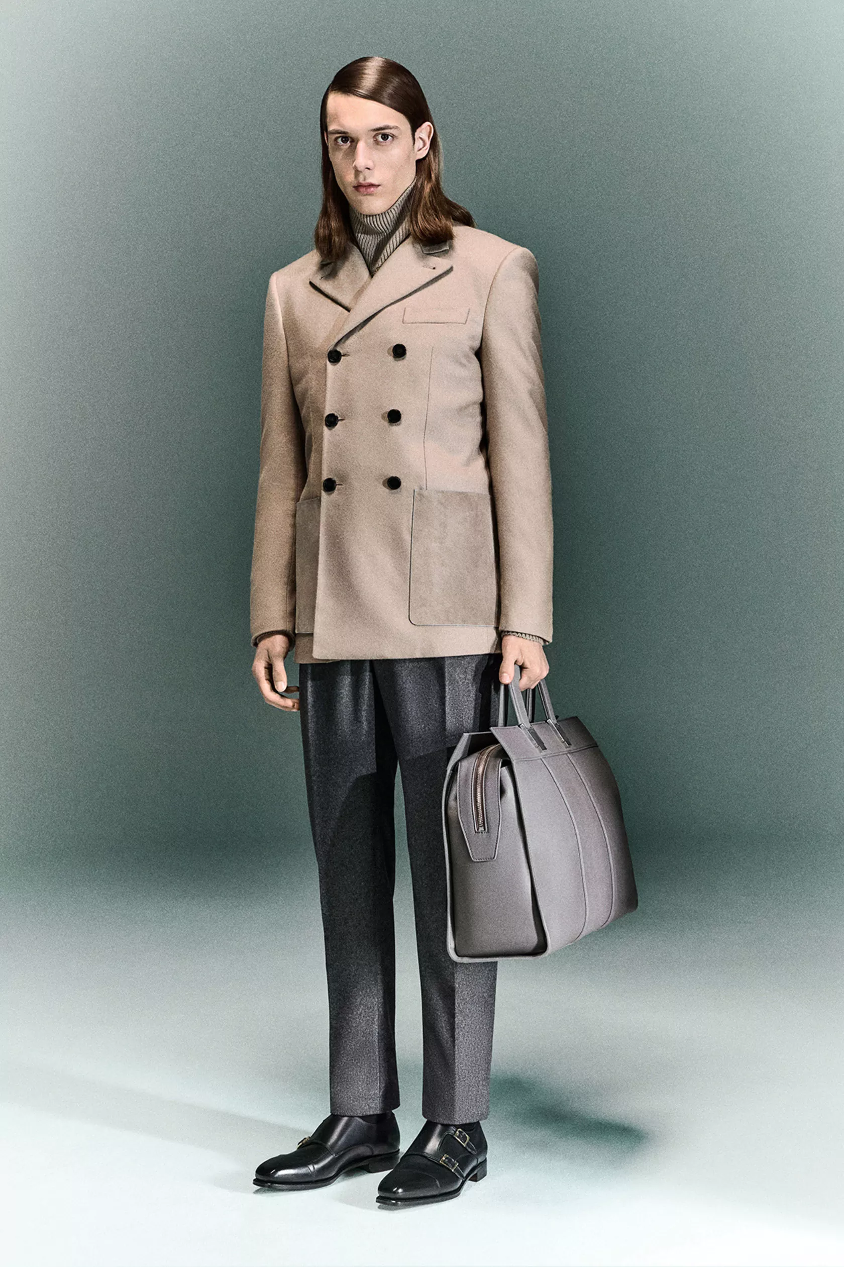 LOOK 19