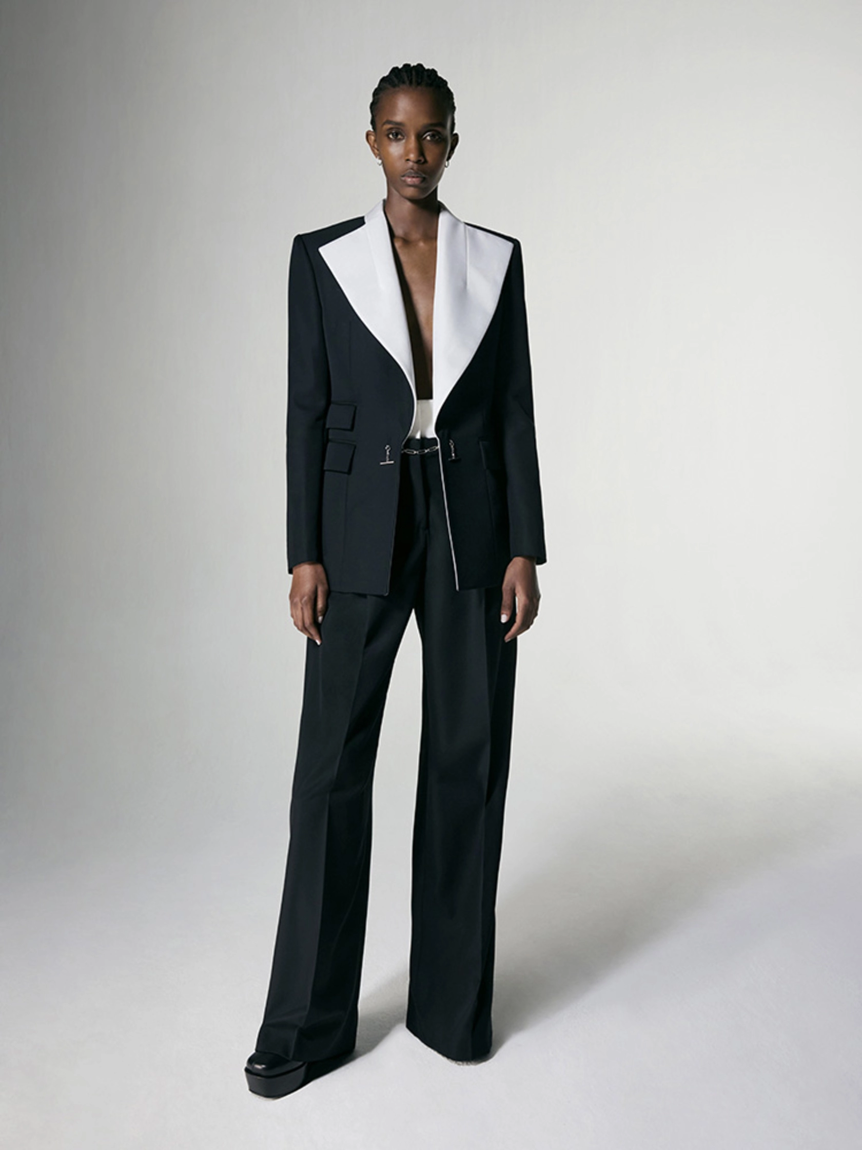 LOOK 51