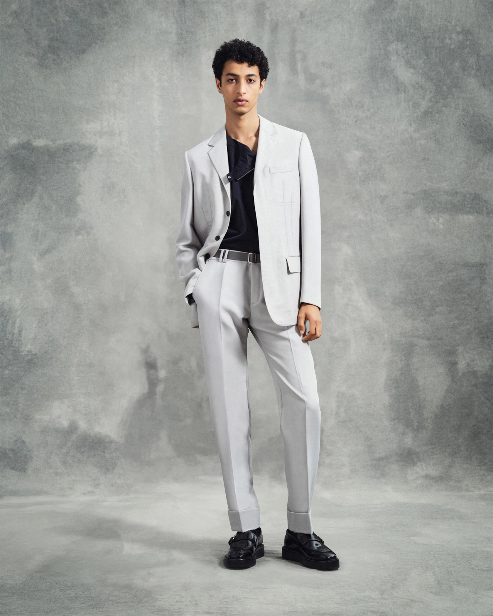 LOOK 5