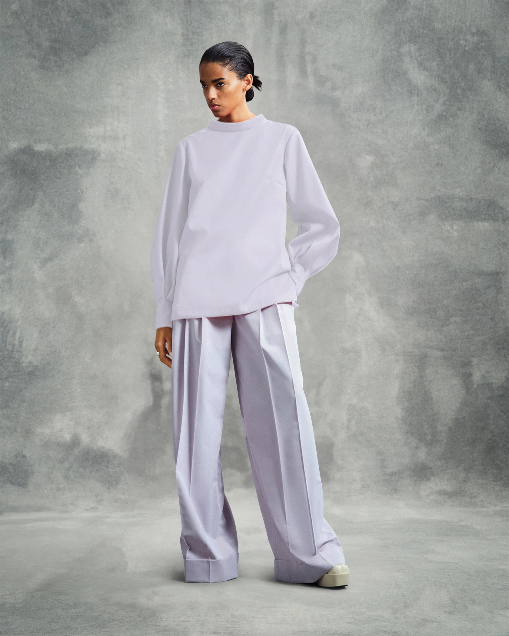 LOOK 17