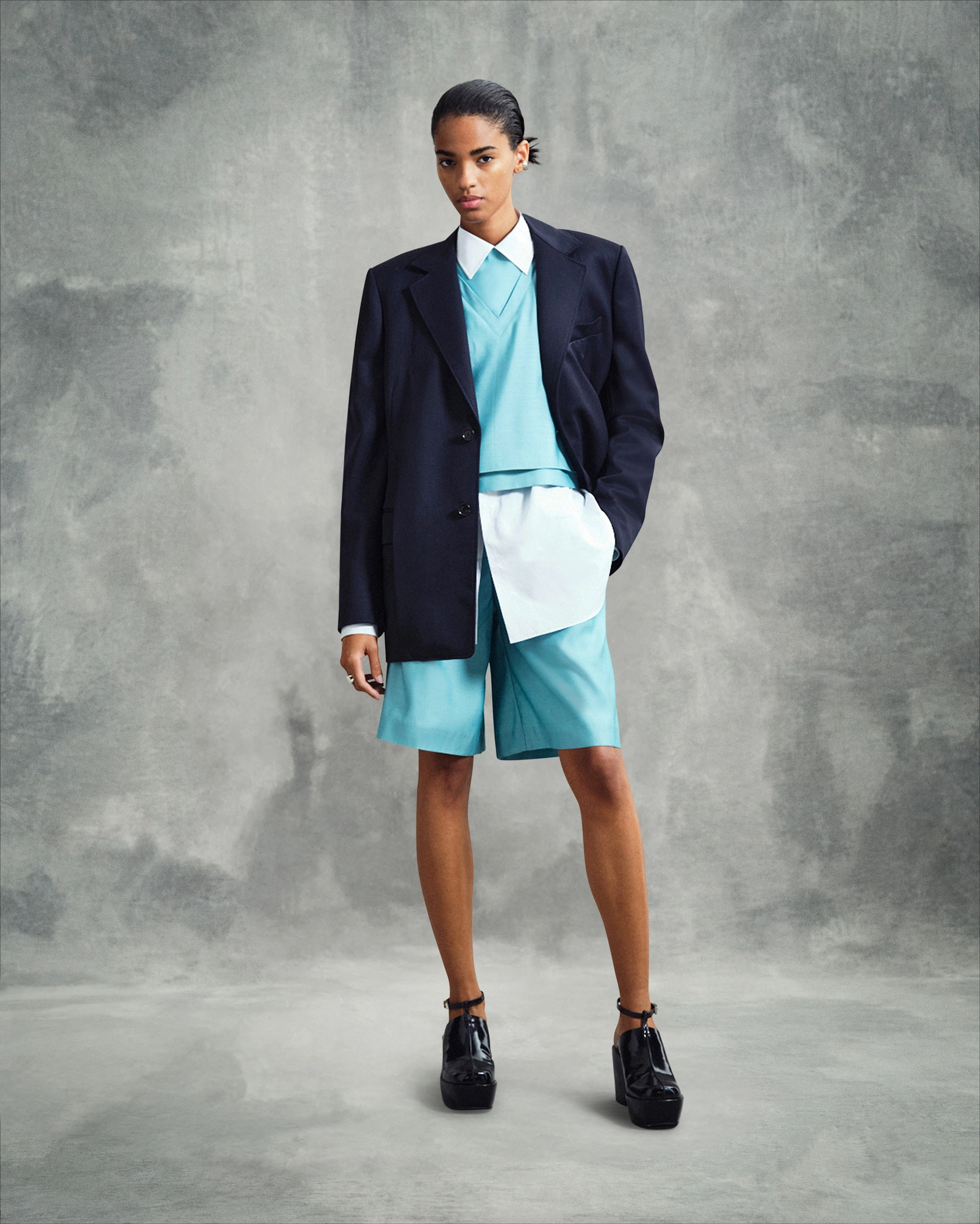 LOOK 22