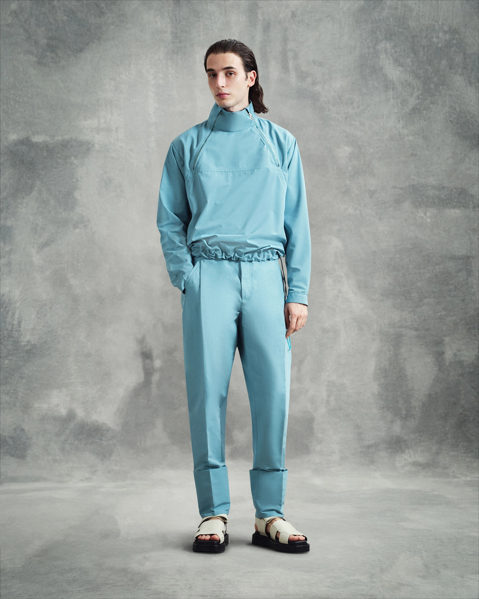 LOOK 23