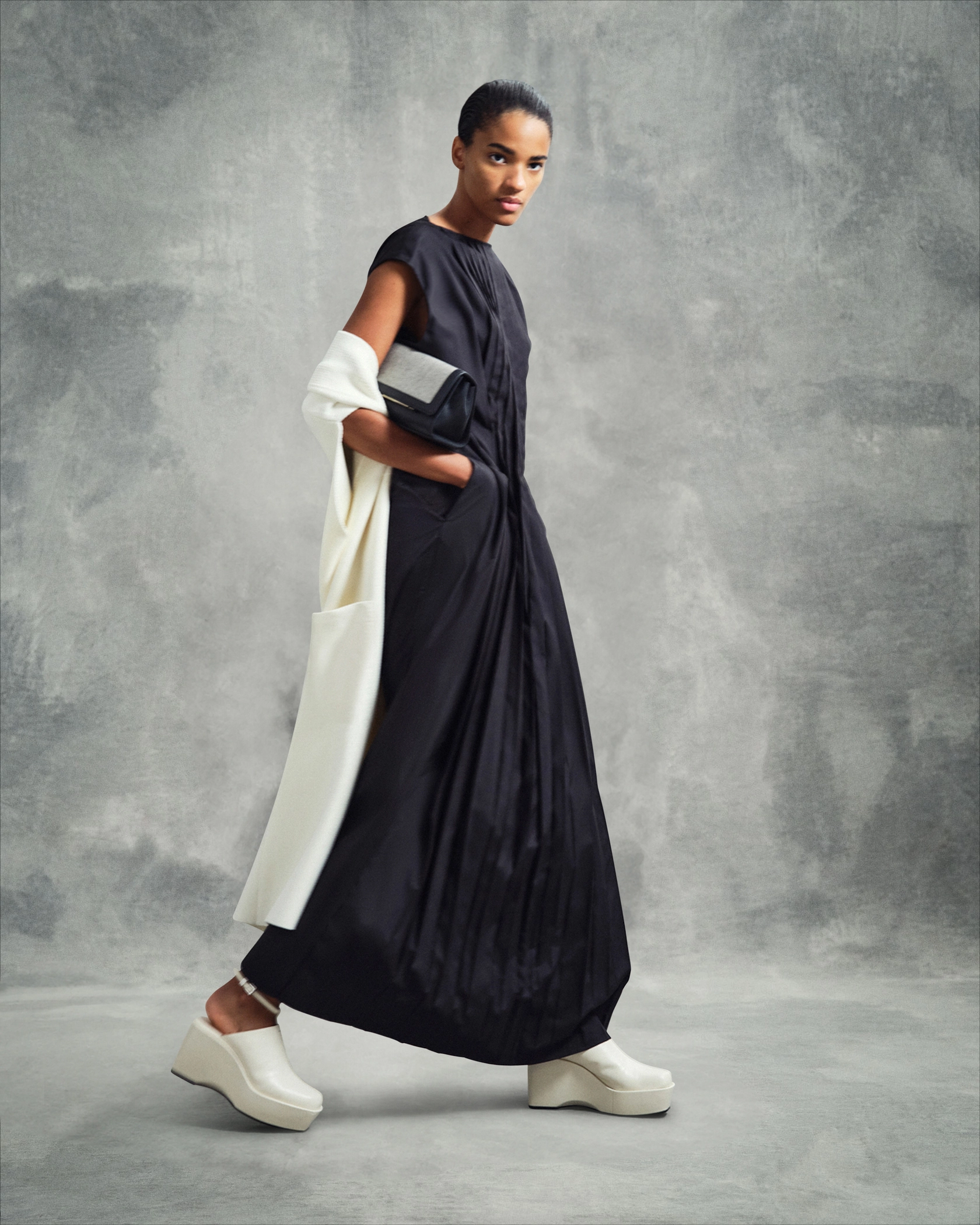 LOOK 43