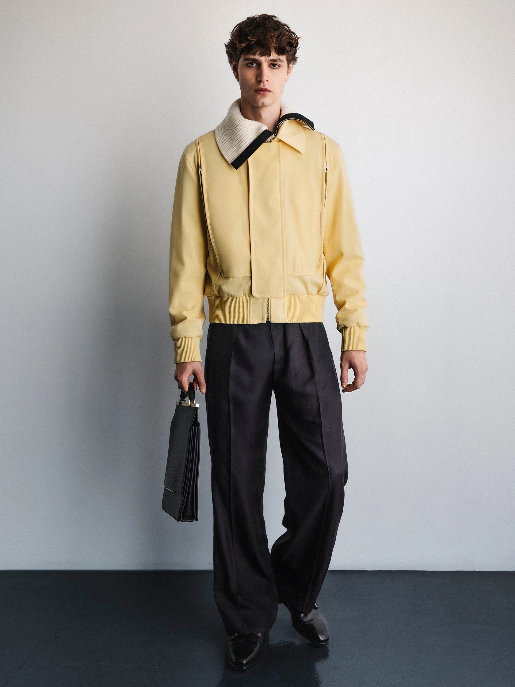 LOOK25