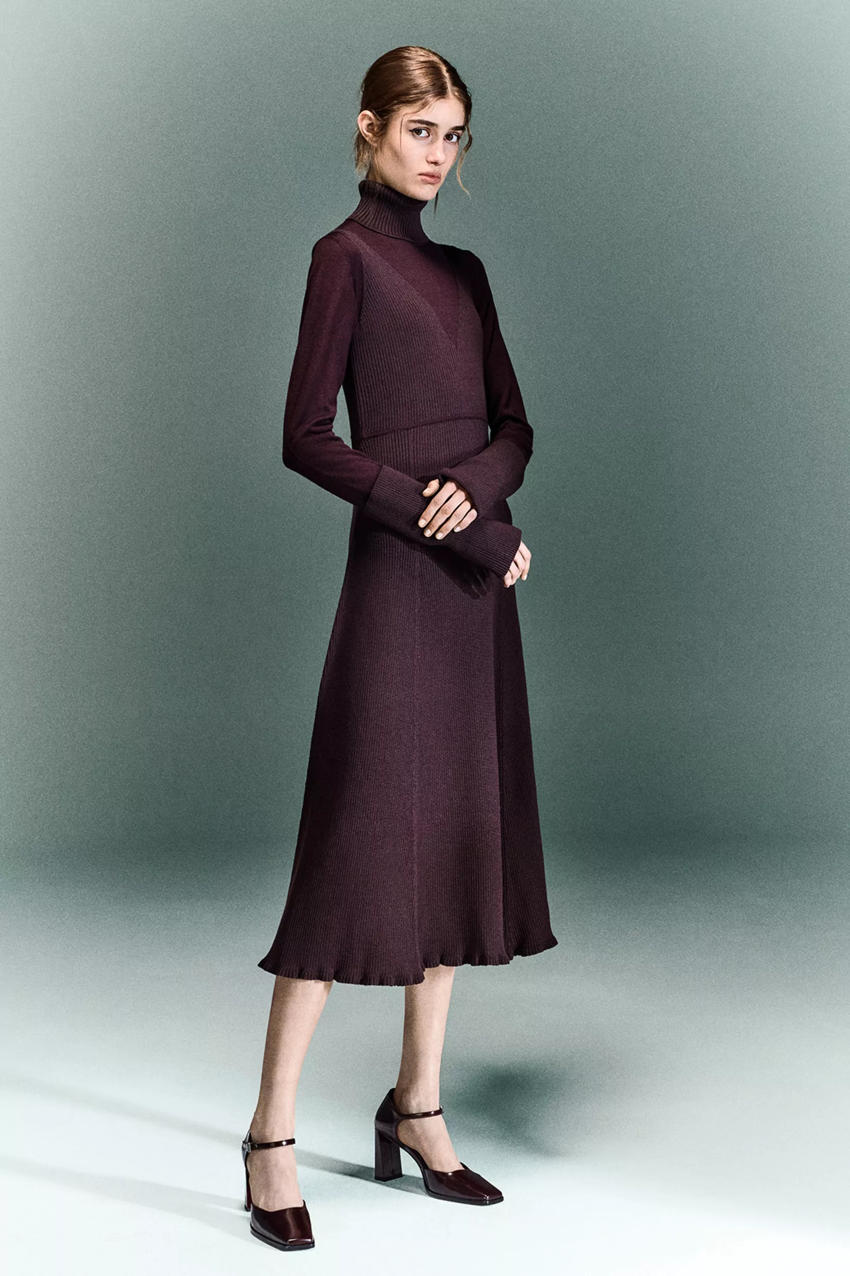 LOOK 27