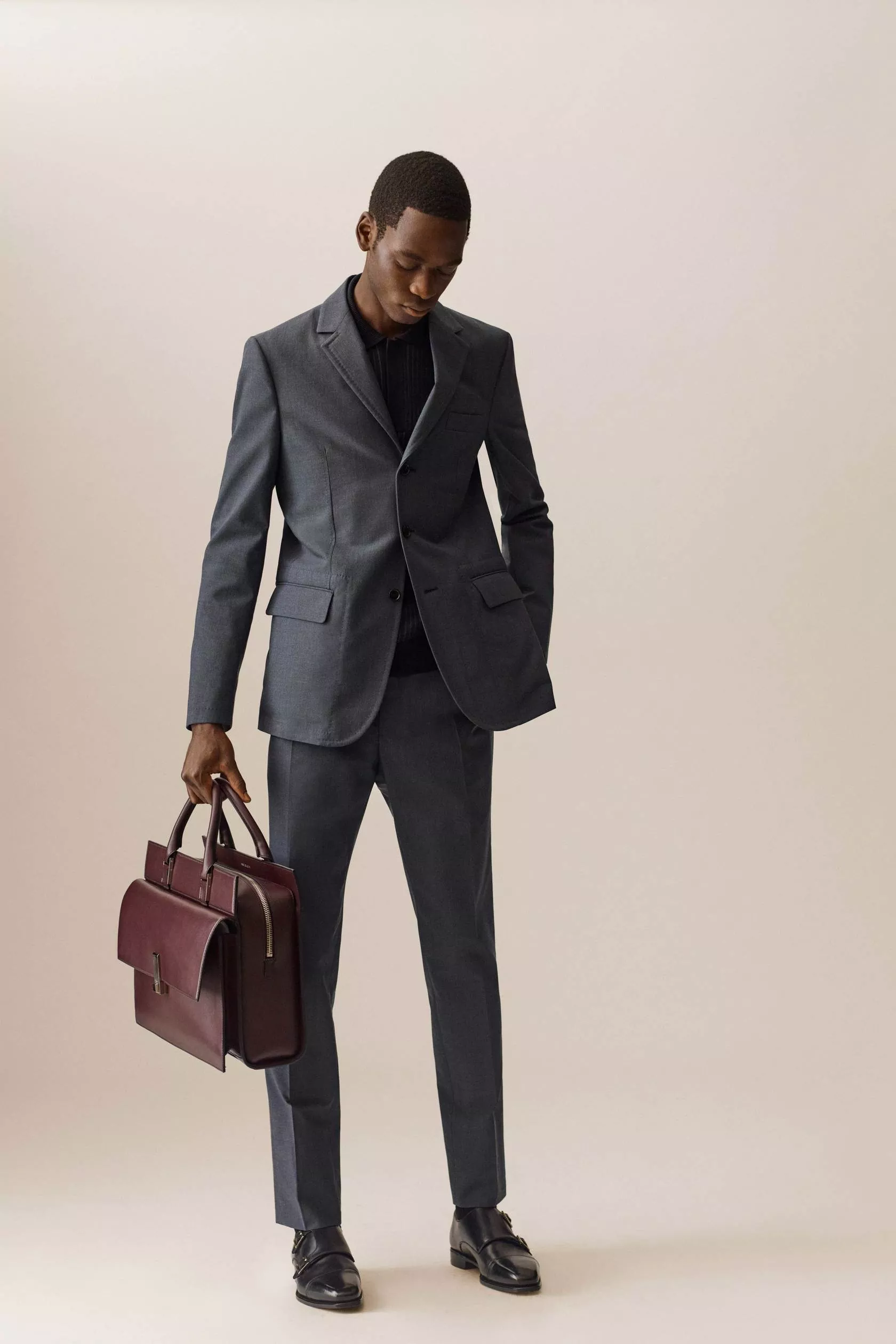 LOOK 32