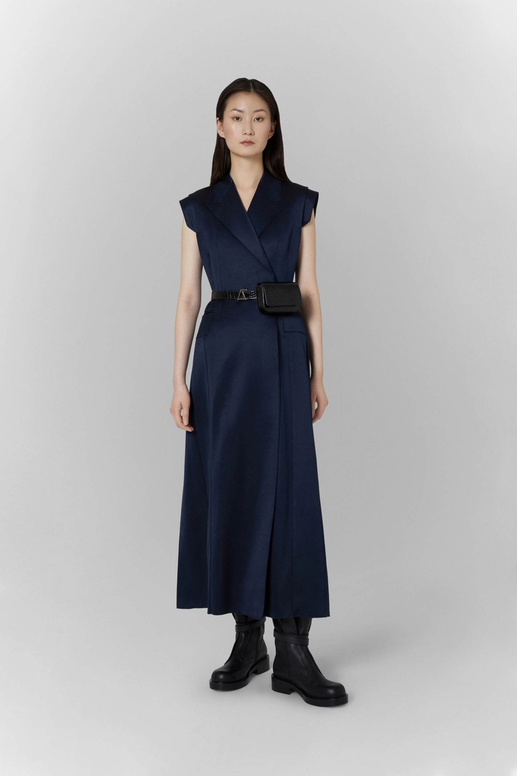 LOOK 7