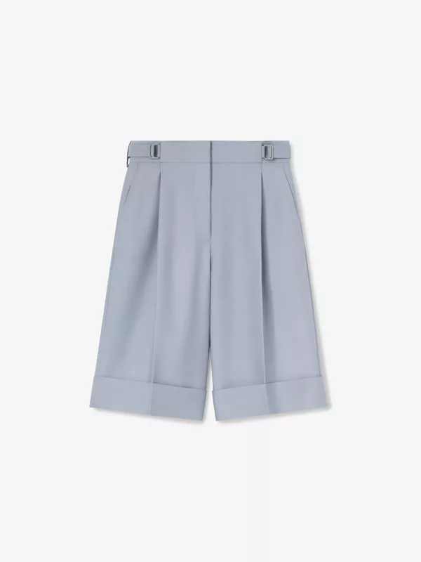 WOOL-SILK BERMUDA SHORTS IN POWDER BLUE